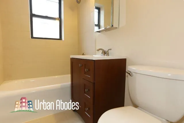 4038 N Ashland Ave, ,  60613, USA 60613-unit#1E-Chicago-IL