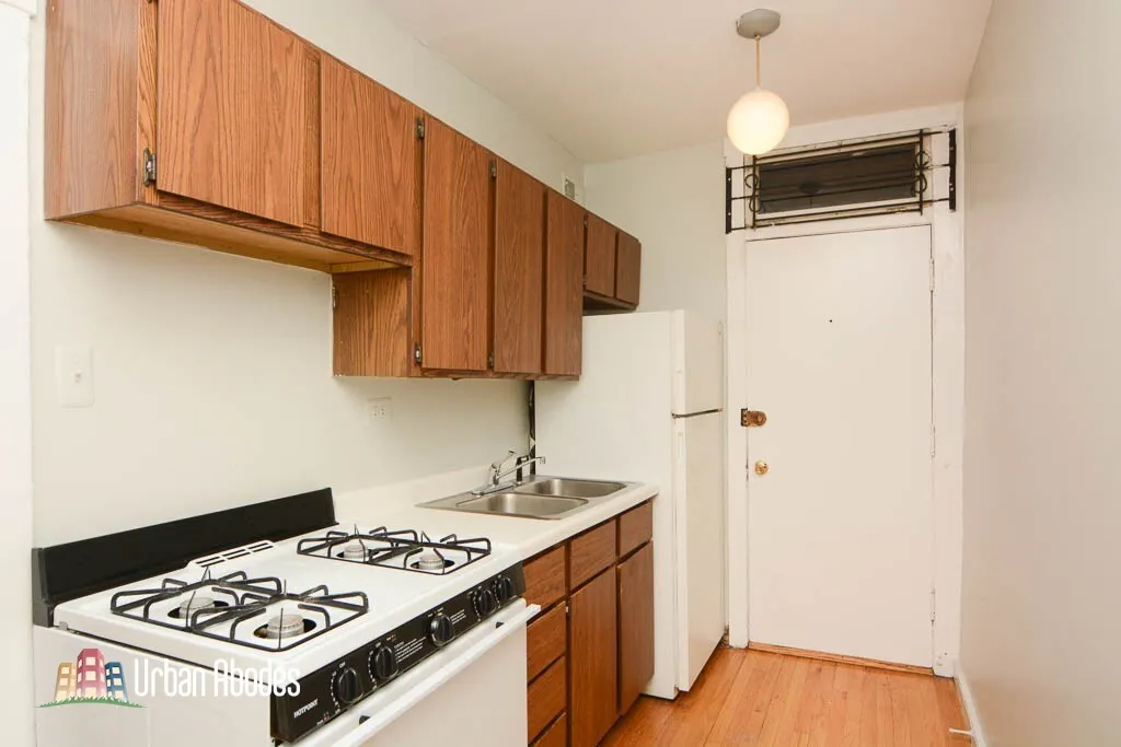 3008 N Racine Ave, ,  60657, USA 60657-unit#2-Chicago-IL