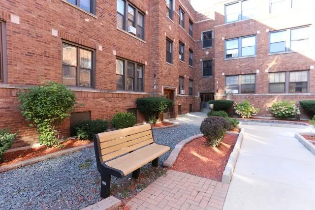 628 W Cornelia Ave, , 60657, USA 60657-unit#3S-Chicago-IL