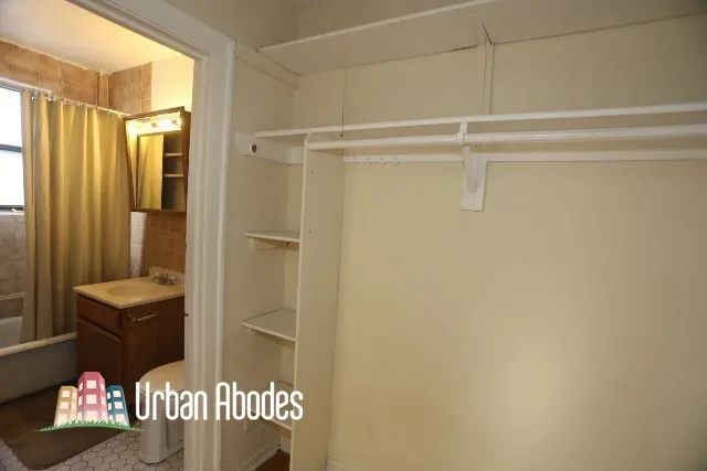 739 W Belmont Ave, ,  60657, USA 60657-unit#318-Chicago-IL