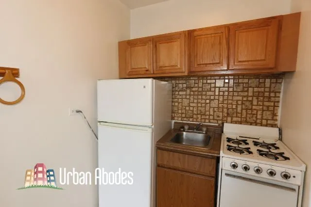 739 W Belmont Ave, , 60657, USA 60657-unit#510-Chicago-IL
