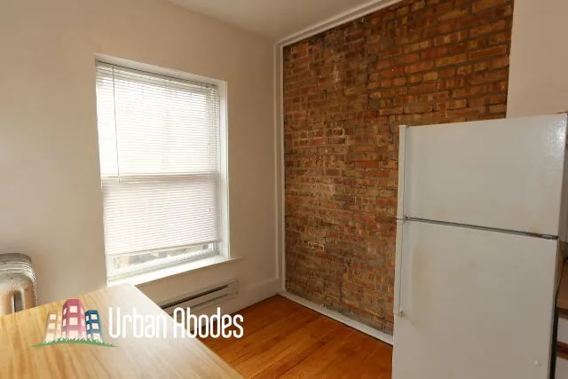 953 W Cornelia Ave, , 60657, USA 60657-unit#3A-Chicago-IL