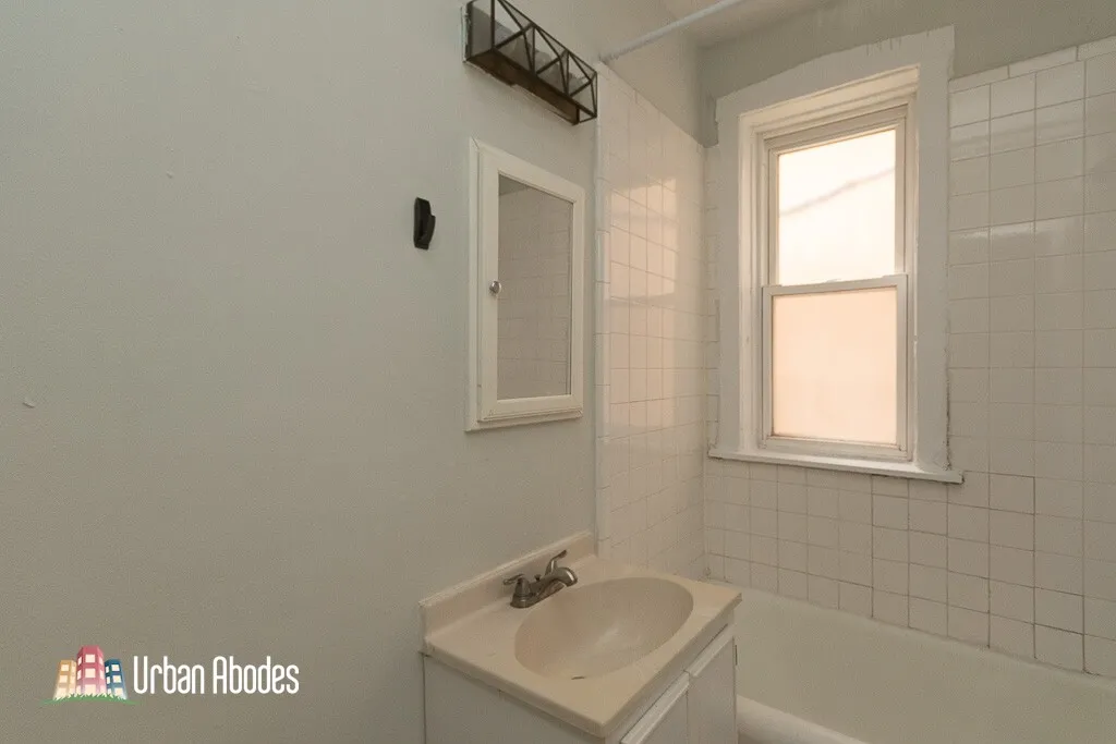 511 W Melrose St, ,  60657, USA 60657-unit#209-Chicago-IL