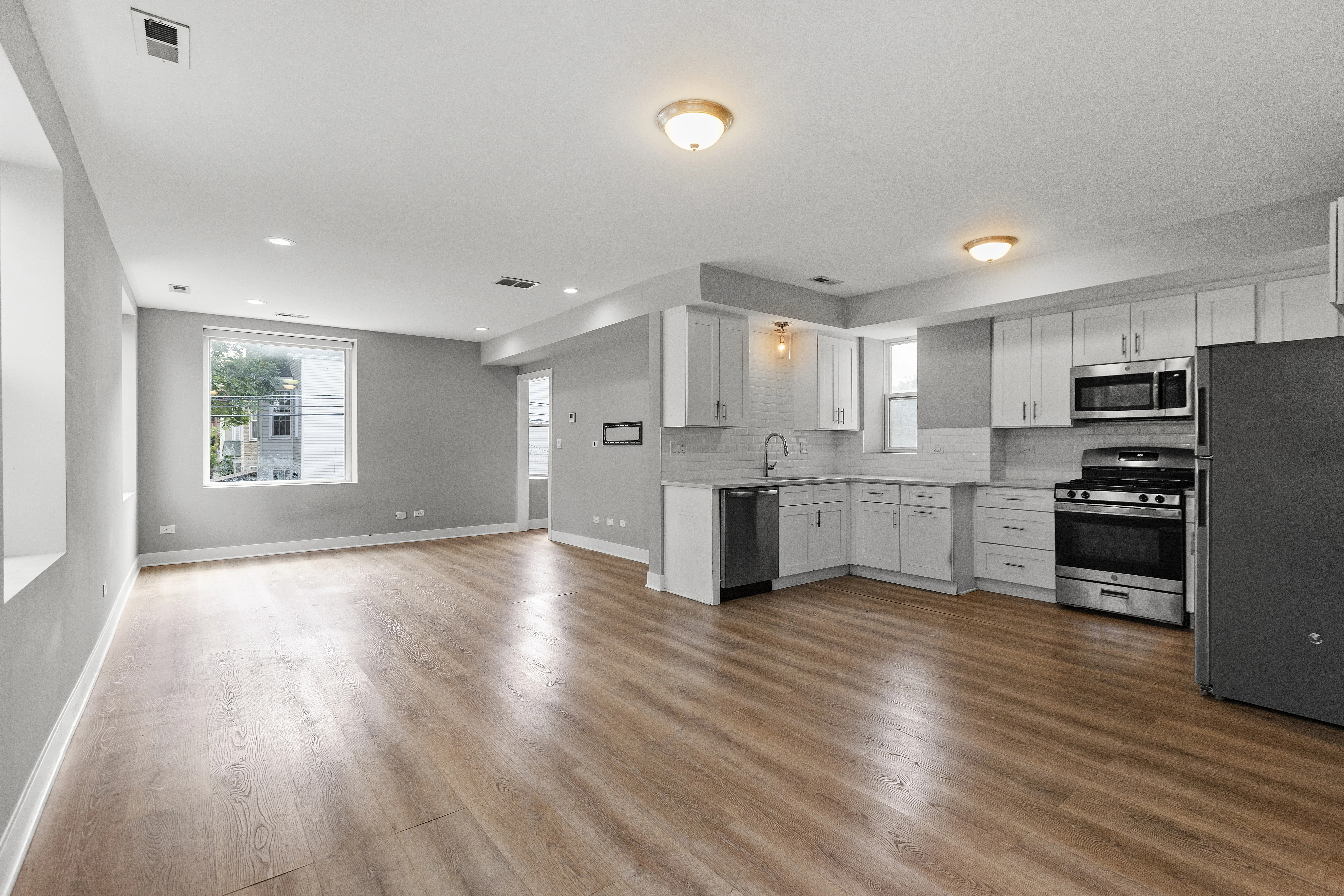 3701 W Diversey Ave, , 60647, USA 60647-unit#2R-Chicago-IL