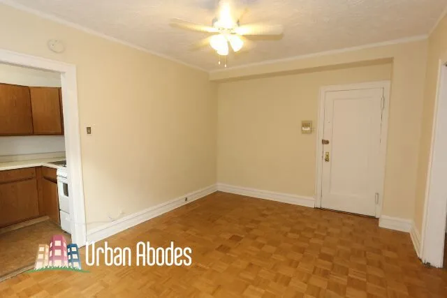 711 W Belmont Ave, ,  60657, USA 60657-unit#310-Chicago-IL