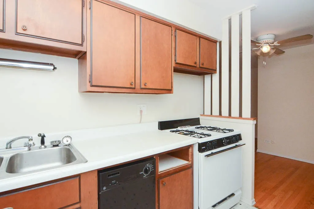 Wrightwood Apartments, 660 W Wrightwood Ave, , 60614, USA 60614-unit#414-Chicago-IL