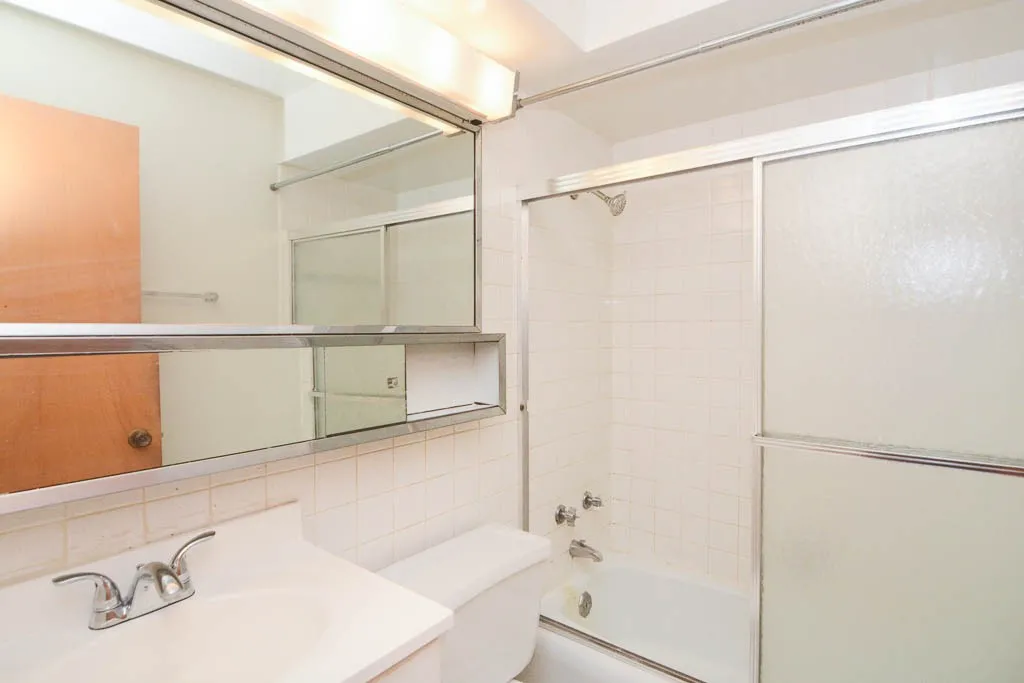 Wrightwood Apartments, 660 W Wrightwood Ave, , 60614, USA 60614-unit#414-Chicago-IL