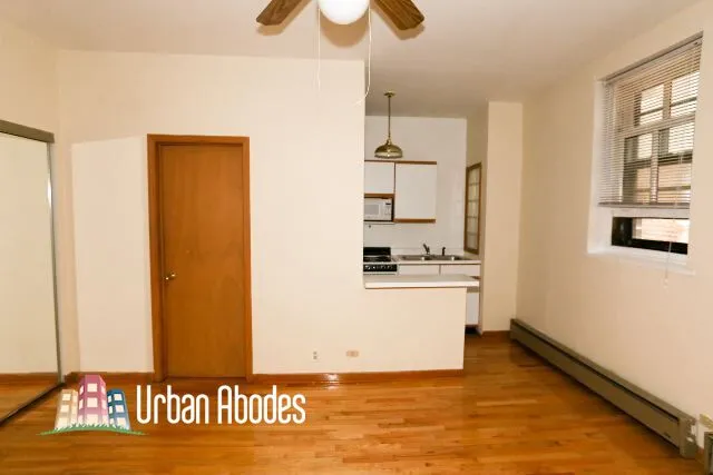 635 W Barry Ave, , 60657, USA 60657-unit#305-Chicago-IL