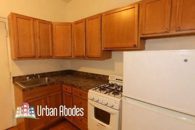 947 W Cornelia Ave, ,  60657, USA 60657-unit#G-Chicago-IL