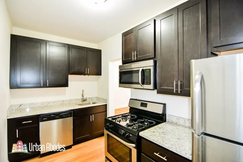 4034 N Ashland Ave, , 60613, USA 60613-unit#2E-Chicago-IL