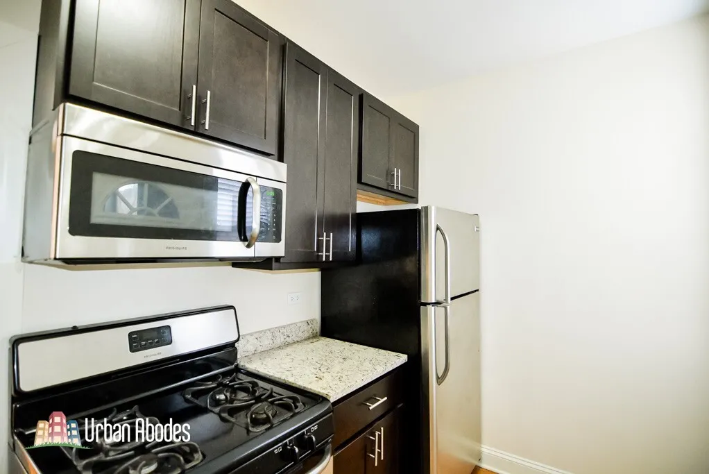 4034 N Ashland Ave, , 60613, USA 60613-unit#2E-Chicago-IL