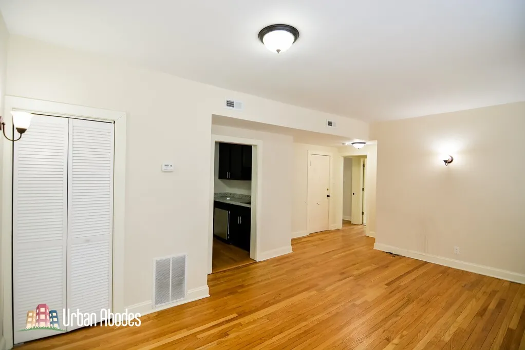 4034 N Ashland Ave, , 60613, USA 60613-unit#2E-Chicago-IL