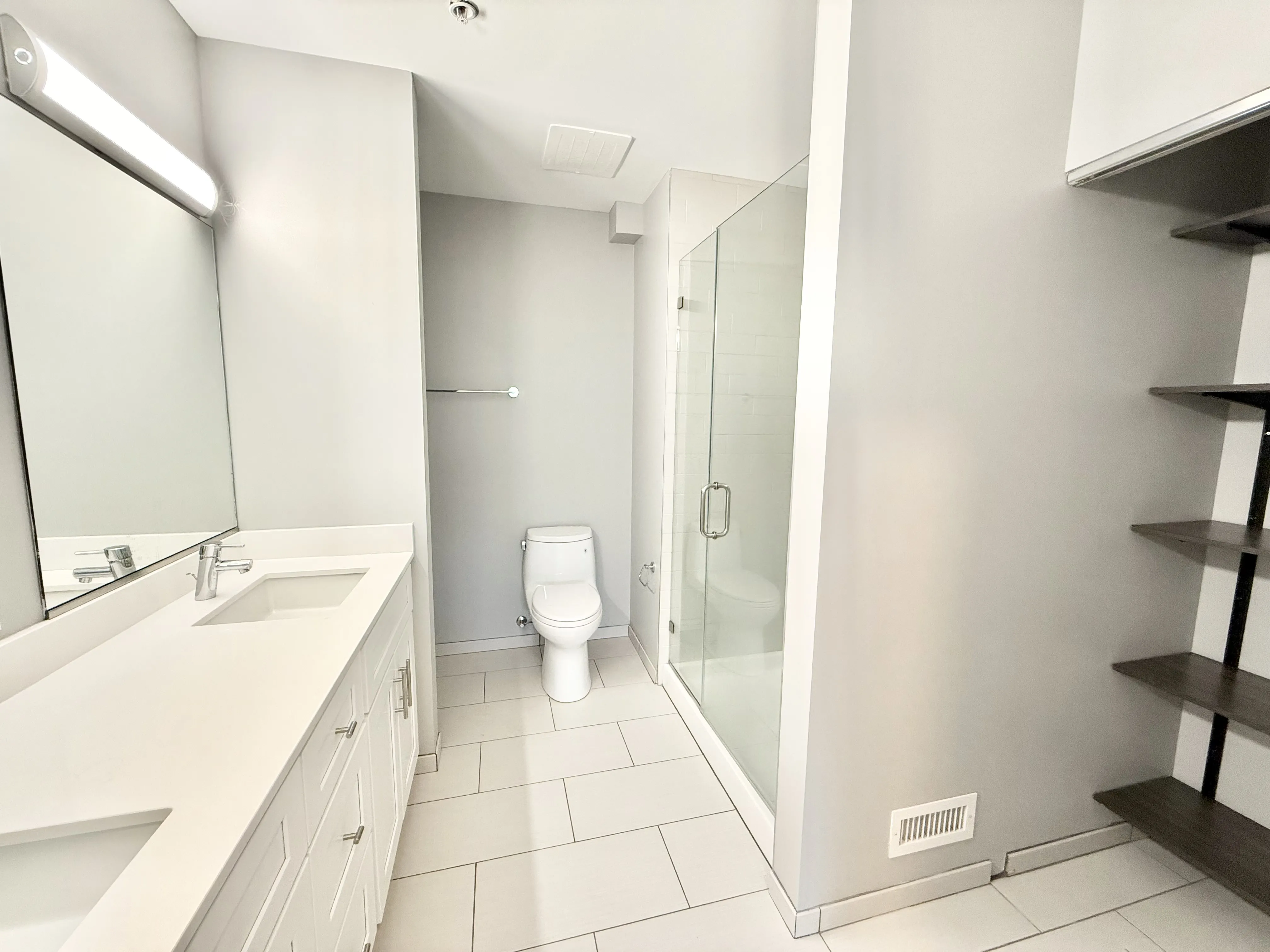 1900 W Lawrence Ave, ,  60640, USA 60640-unit#231-Chicago-IL