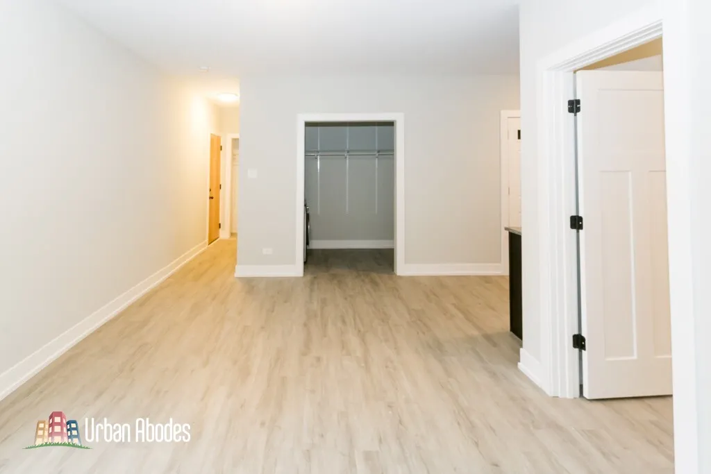 703 W Brompton Ave, ,  60657, USA 60657-unit#18-Chicago-IL