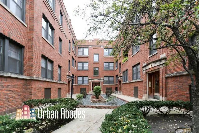 630 W Cornelia Ave, ,  60657, USA 60657-unit#2S-Chicago-IL