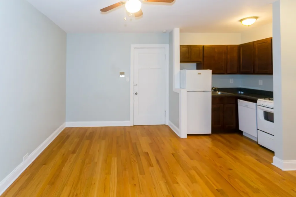 837 W Wolfram St, ,  60657, USA 60657-unit#304-Chicago-IL