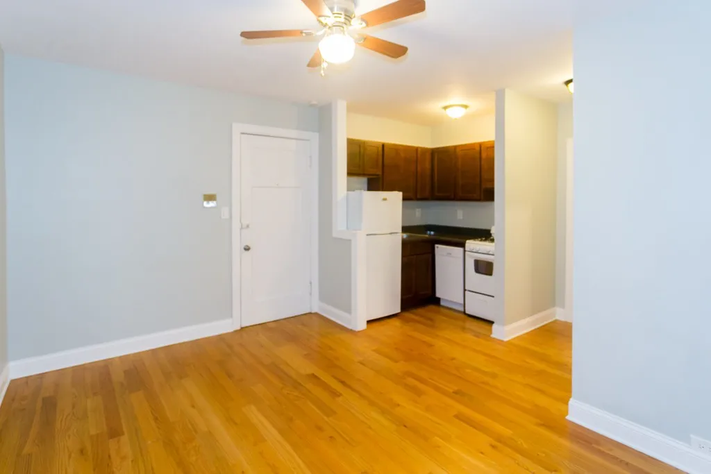 837 W Wolfram St, ,  60657, USA 60657-unit#304-Chicago-IL