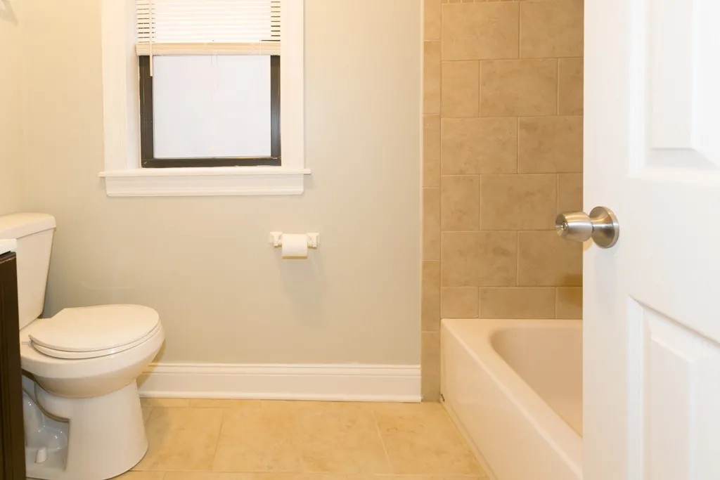 837 W Wolfram St, ,  60657, USA 60657-unit#304-Chicago-IL