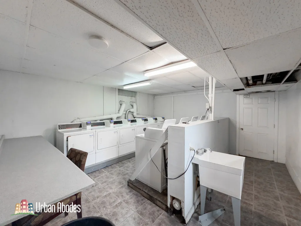 947 W Cornelia Ave, ,  60657, USA 60657-unit#3A-Chicago-IL
