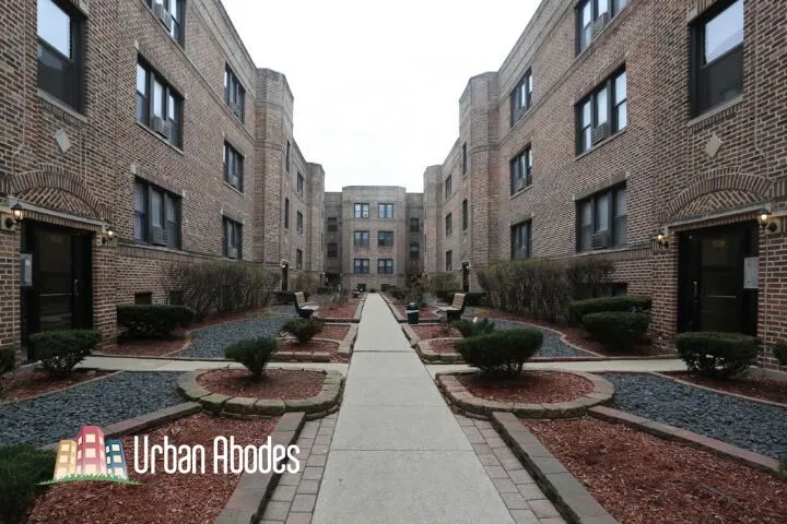 3728 N Pine Grove Ave, , 60613, USA 60613-unit#2E-Chicago-IL