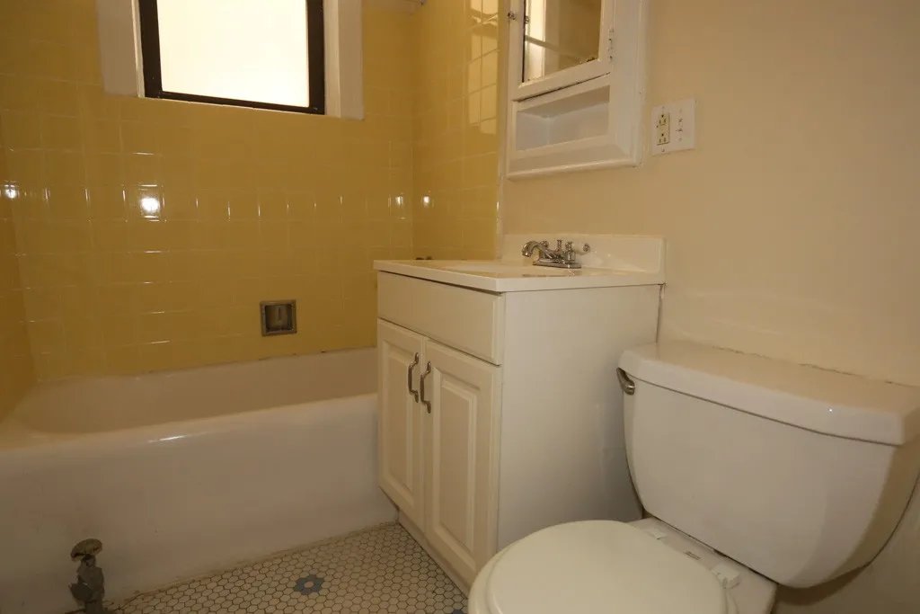4546 N Damen Ave, , 60625, USA 60625-unit#105-Chicago-IL