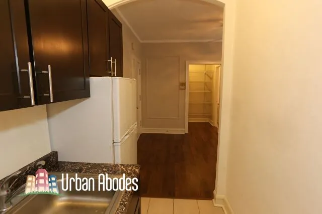 2827 N Burling St, ,  60657, USA 60657-unit#102-Chicago-IL