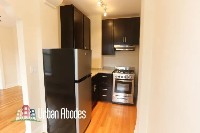 612 W Patterson Ave, ,  60613, USA 60613-unit#405-Chicago-IL