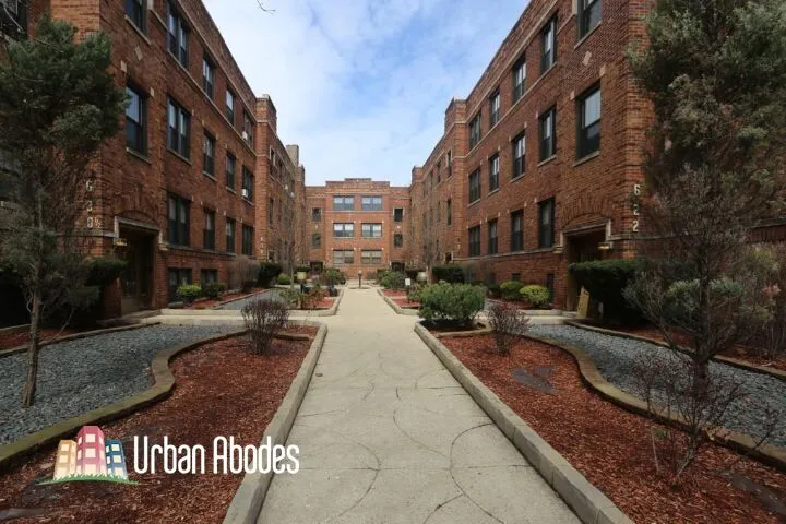 626 W Cornelia Ave, , 60657, USA 60657-unit#1E-Chicago-IL