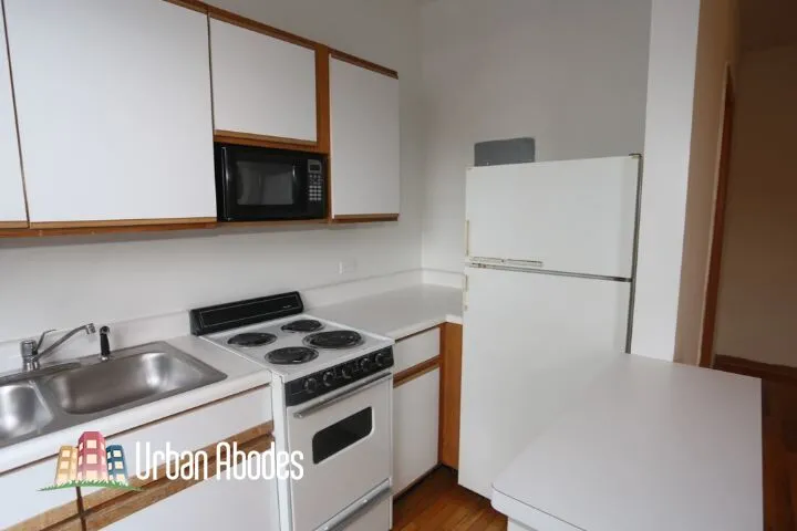 635 W Barry Ave, ,  60657, USA 60657-unit#408-Chicago-IL