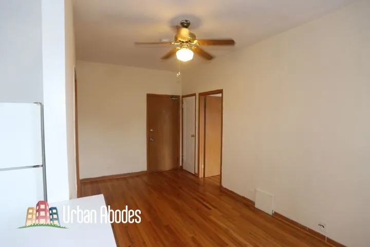 635 W Barry Ave, ,  60657, USA 60657-unit#408-Chicago-IL