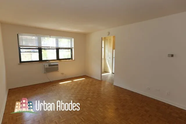 510 W Briar Pl, ,  60657, USA 60657-unit#103-Chicago-IL