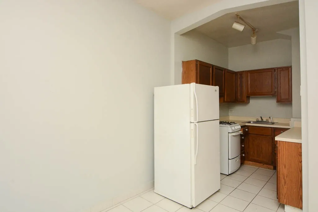 511 W Melrose St, ,  60657, USA 60657-unit#101-Chicago-IL