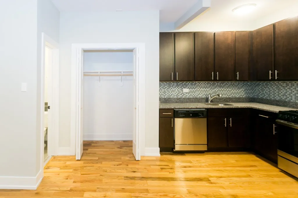 511 W Melrose St, , 60657, USA 60657-unit#107-Chicago-IL