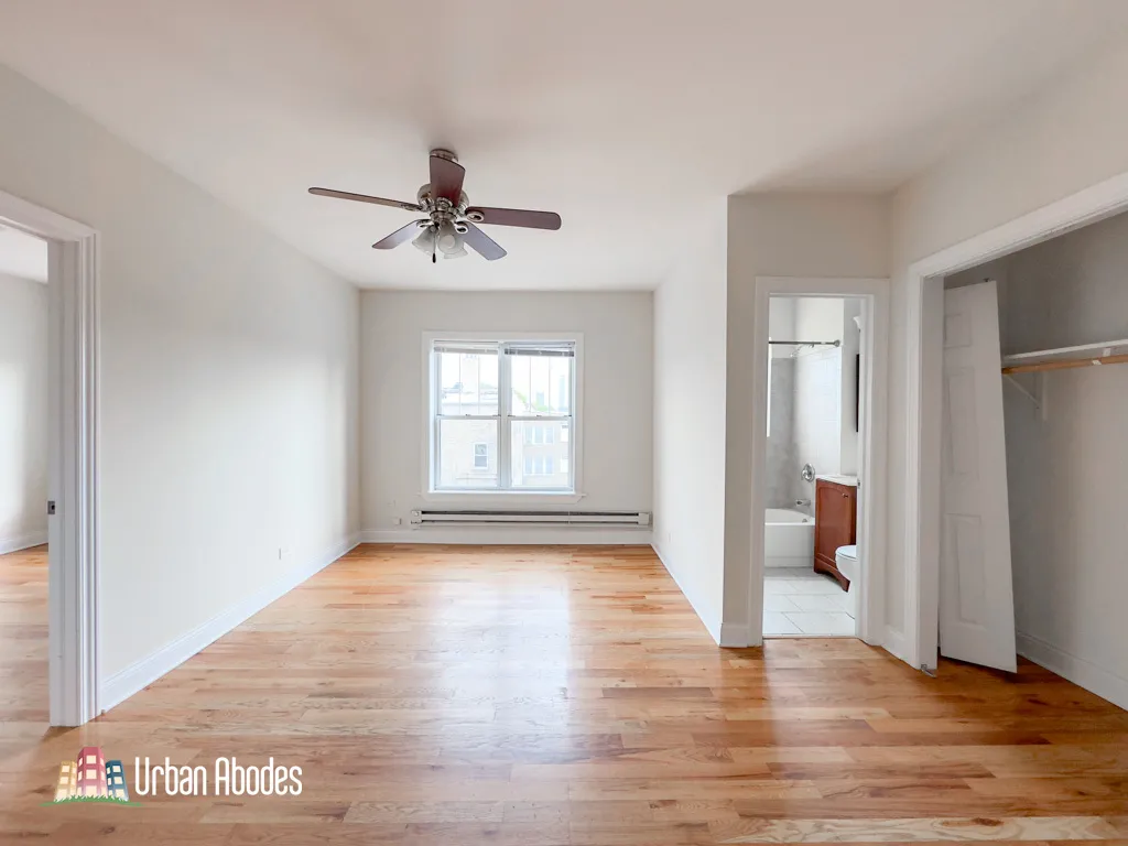 951 W Cornelia Ave, ,  60657, USA 60657-unit#3B-Chicago-IL