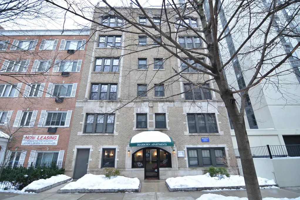 -unit#502-Chicago-IL