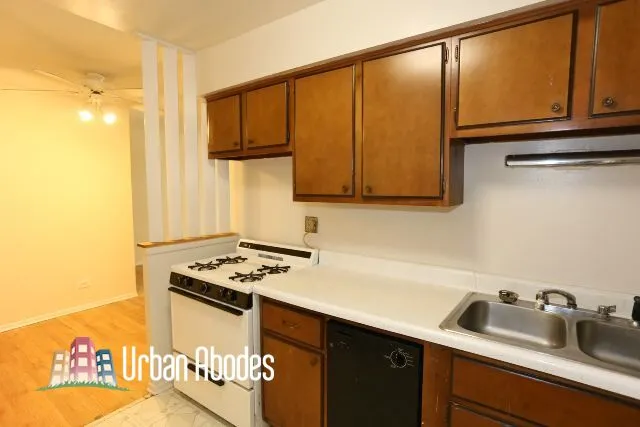 660 W Wrightwood Ave, ,  60614, USA 60614-unit#206-Chicago-IL