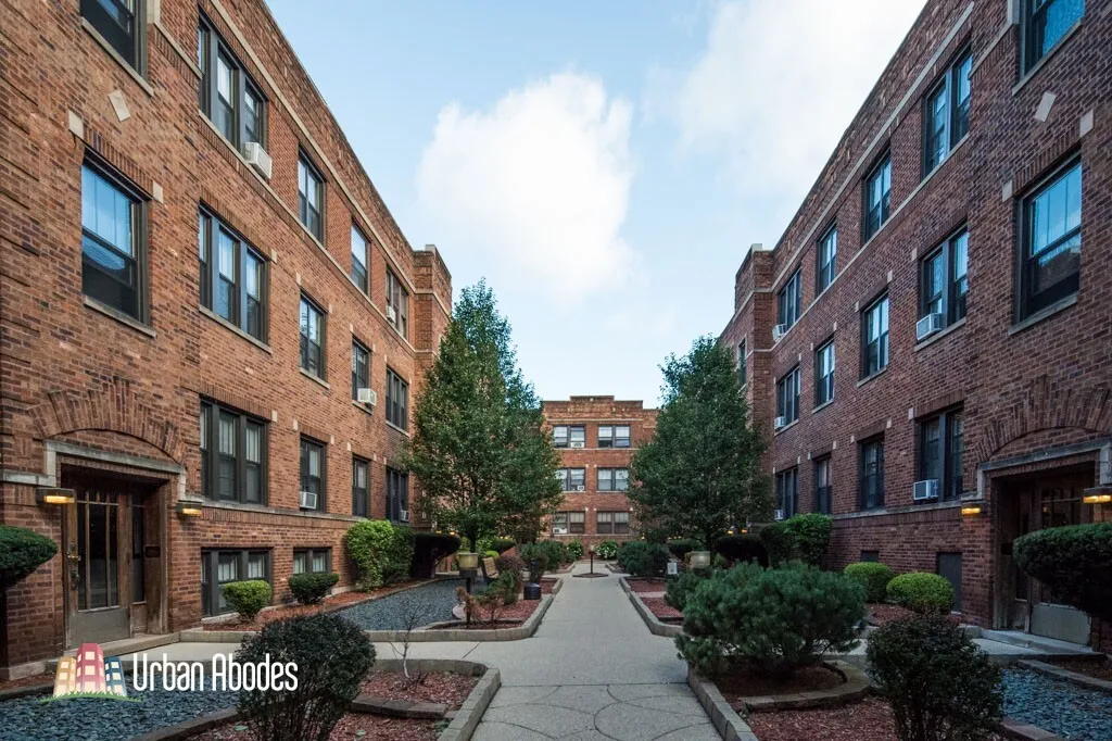 622 W Cornelia Ave, , 60657, USA 60657-unit#3S-Chicago-IL
