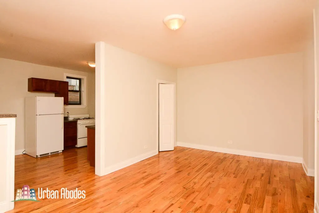 626 W Cornelia Ave, ,  60657, USA 60657-unit#3E-Chicago-IL