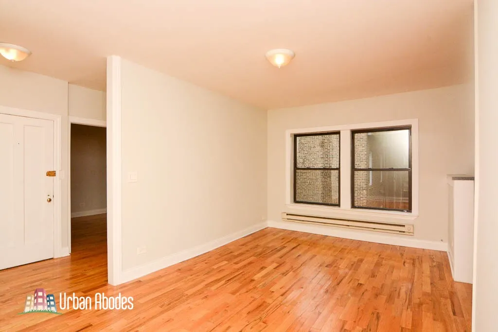 626 W Cornelia Ave, ,  60657, USA 60657-unit#3E-Chicago-IL