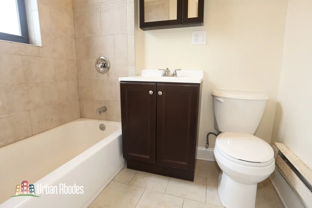 3724 N Pine Grove Ave, ,  60613, USA 60613-unit#3N-Chicago-IL