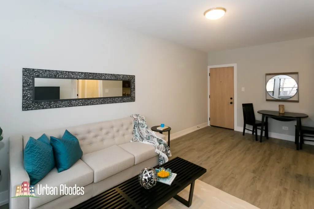 703 W Brompton Ave, , 60657, USA 60657-unit#12-Chicago-IL