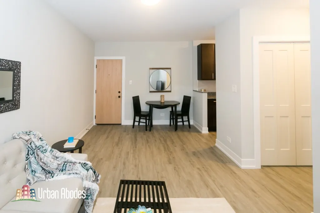 703 W Brompton Ave, , 60657, USA 60657-unit#12-Chicago-IL