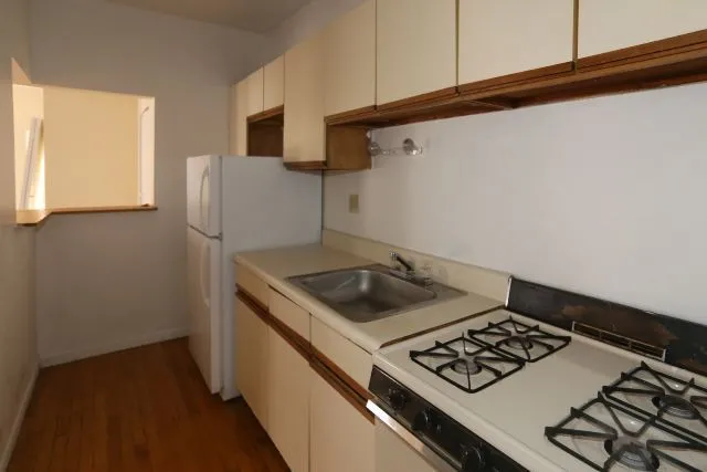 660 W Cornelia Ave, ,  60657, USA 60657-unit#14-Chicago-IL