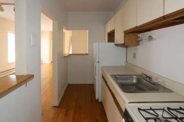 660 W Cornelia Ave, ,  60657, USA 60657-unit#14-Chicago-IL