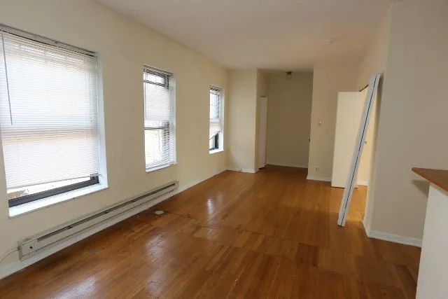 660 W Cornelia Ave, ,  60657, USA 60657-unit#14-Chicago-IL