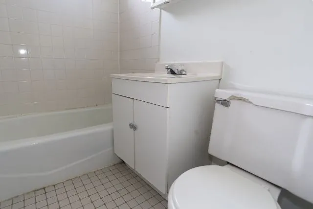 660 W Cornelia Ave, ,  60657, USA 60657-unit#14-Chicago-IL