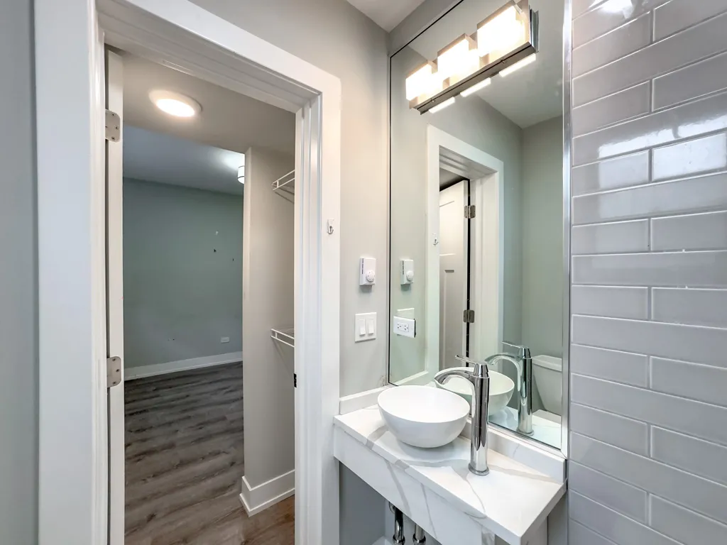 505 W Belmont Ave, ,  60657, USA 60657-unit#3G-Chicago-IL