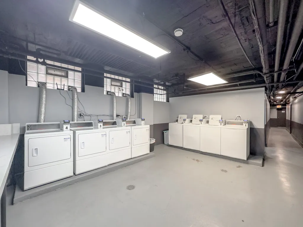 505 W Belmont Ave, ,  60657, USA 60657-unit#3G-Chicago-IL