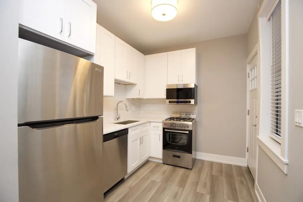 3933 N Janssen Ave, , 60613, USA 60613-unit#2S-Chicago-IL