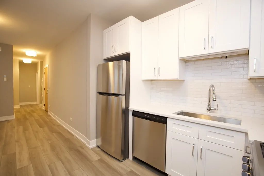 3933 N Janssen Ave, , 60613, USA 60613-unit#2S-Chicago-IL